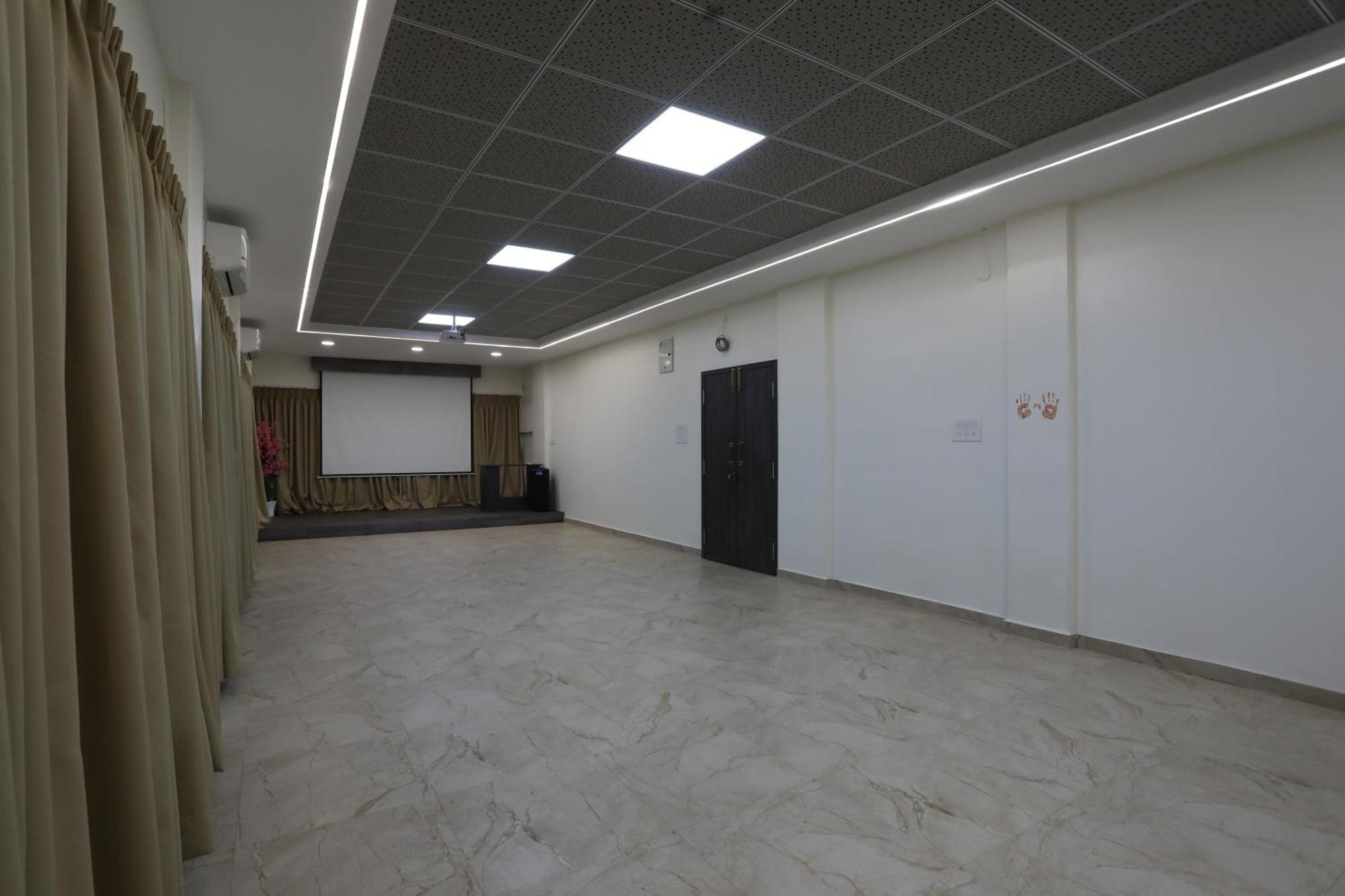 Hotel Ajinkya Palace 아우랑가바드 외부 사진